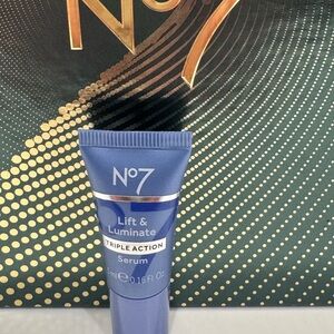 Lift & Luminate Triple Action Serum - Blue